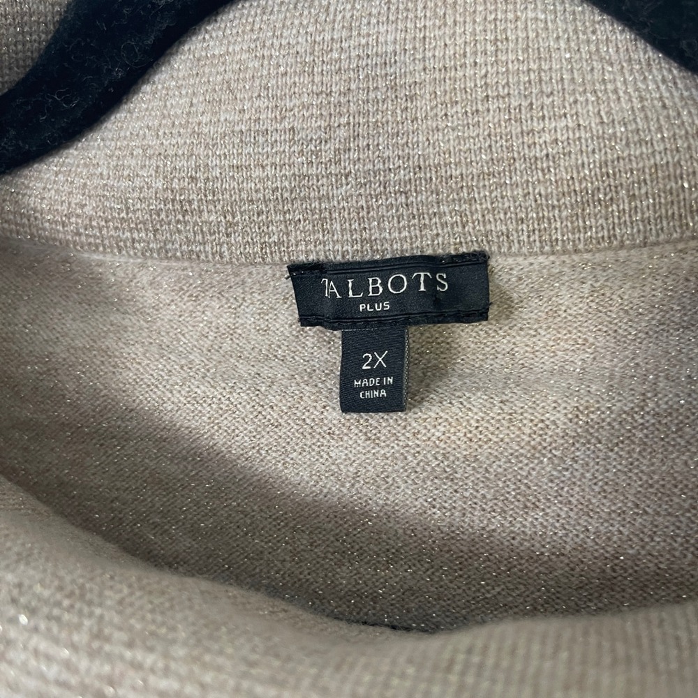 Talbots Plus Womens Sweater Merino Cowl
Neck‎ Button Cuff Metallic Knit Beige 2X - Picture 4 of 10
